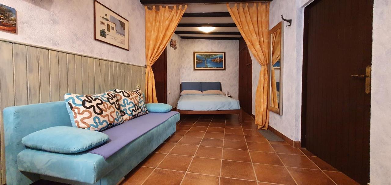 Studio Apartment Grisia Rovinj Luaran gambar